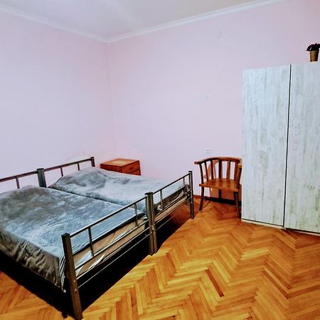 Apartment With A Nice Terrace In Old City Center Тбилиси Екстериор снимка